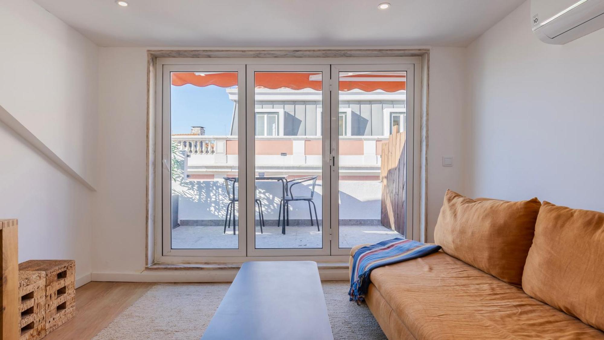 Apartment 1bdr With Ac And Terrace By Lovelystay Lissabon